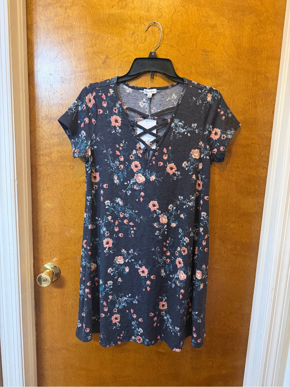 love, fire blue floral V-neck strappy knit pullover short sleeve dress size L/G